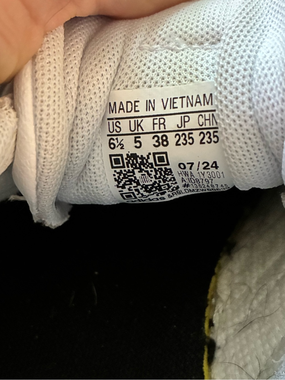 Adidas White Sneakers with Black Three-Stripes and Gum Sole- Women’s size 6.5 - Picture 4 of 5